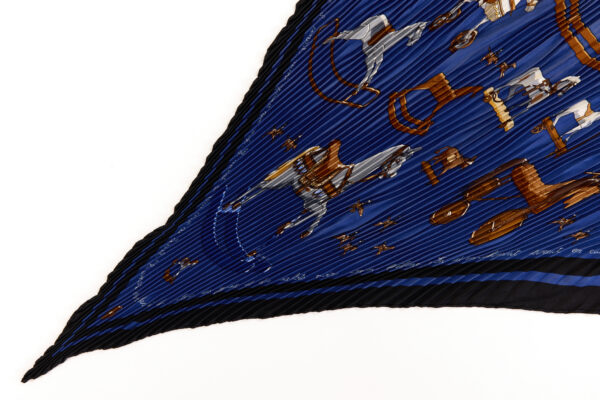 Hermes Silk Scarf Carre 90 "Raconte moi le Cheval" Blue Silk Pleats Scarf - Image 5