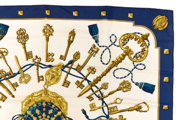 Hermes Silk Scarf Carre 90 "LES CLES" Blue Silk Scarf - Image 3