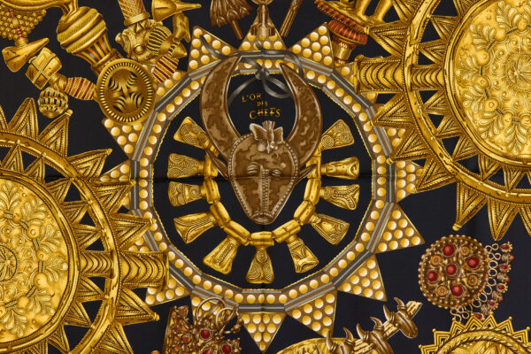Hermes Silk Scarf Carre 90 "L'OR DES CHEFS" Blue Silk Scarf - Image 4