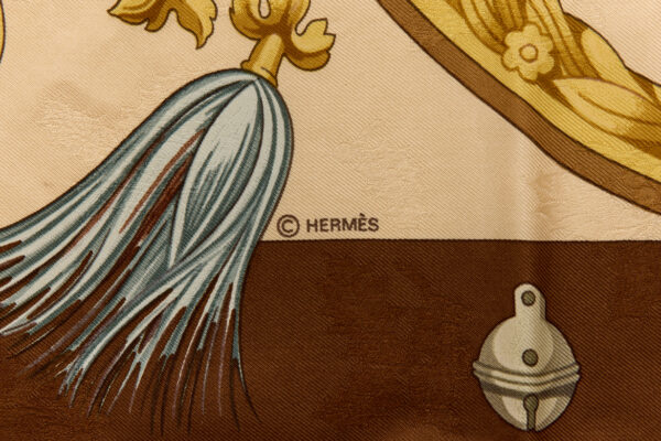 Hermes Silk Scarf Carre 90 "PLUMES ET GRELOTS" Brown Silk Scarf - Image 7