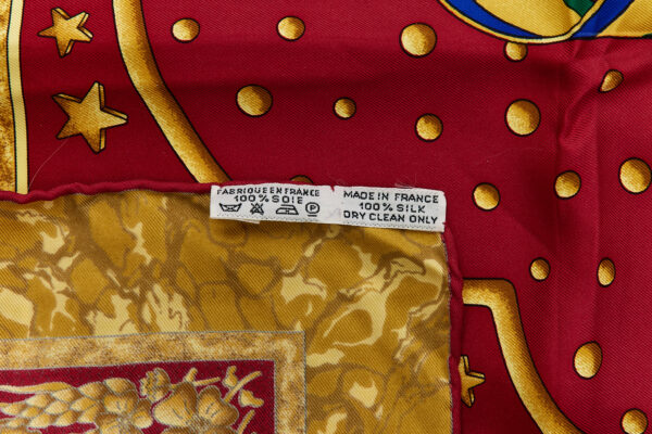 Hermes Silk Scarf Carre 90 "CARPE DIEM" Yellow Silk Scarf - Image 8
