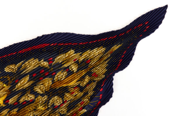 Hermes Silk Scarf Carre 90 "Les merises" Blue Silk Pleats Scarf - Image 3