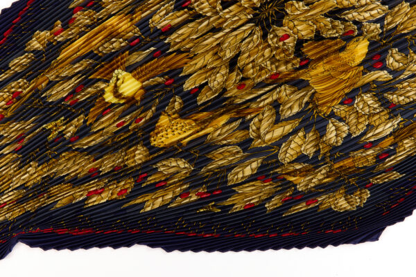 Hermes Silk Scarf Carre 90 "Les merises" Blue Silk Pleats Scarf - Image 6