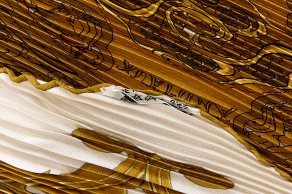 Hermes Silk Scarf Carre 90 "ANIMAUX SOLAIRES" White Silk Pleats Scarf - Image 8