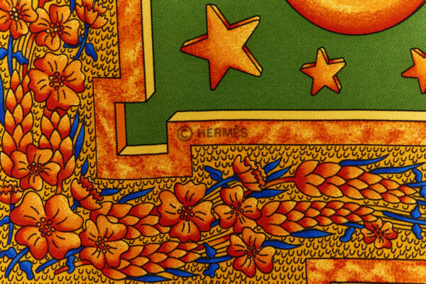 Hermes Silk Scarf Carre 90 "CARPE DIEM" Yellow Silk Scarf - Image 7