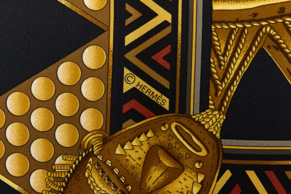 Hermes Silk Scarf Carre 90 "L'OR DES CHEFS" Blue Silk Scarf - Image 7