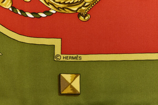 Hermes Silk Scarf Carre 90 "LES CLES" Green Silk Scarf - Image 7